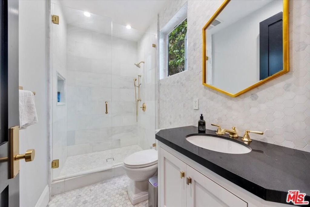 4225 Alcove Avenue - Photo 41