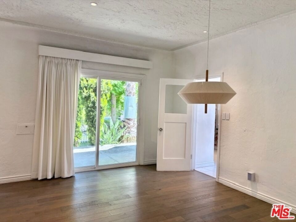 459 S Holt Avenue - Photo 12