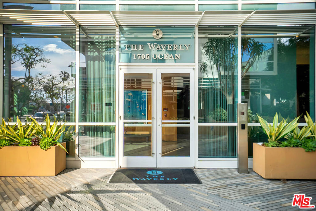 1705 Ocean Ave - Photo 19
