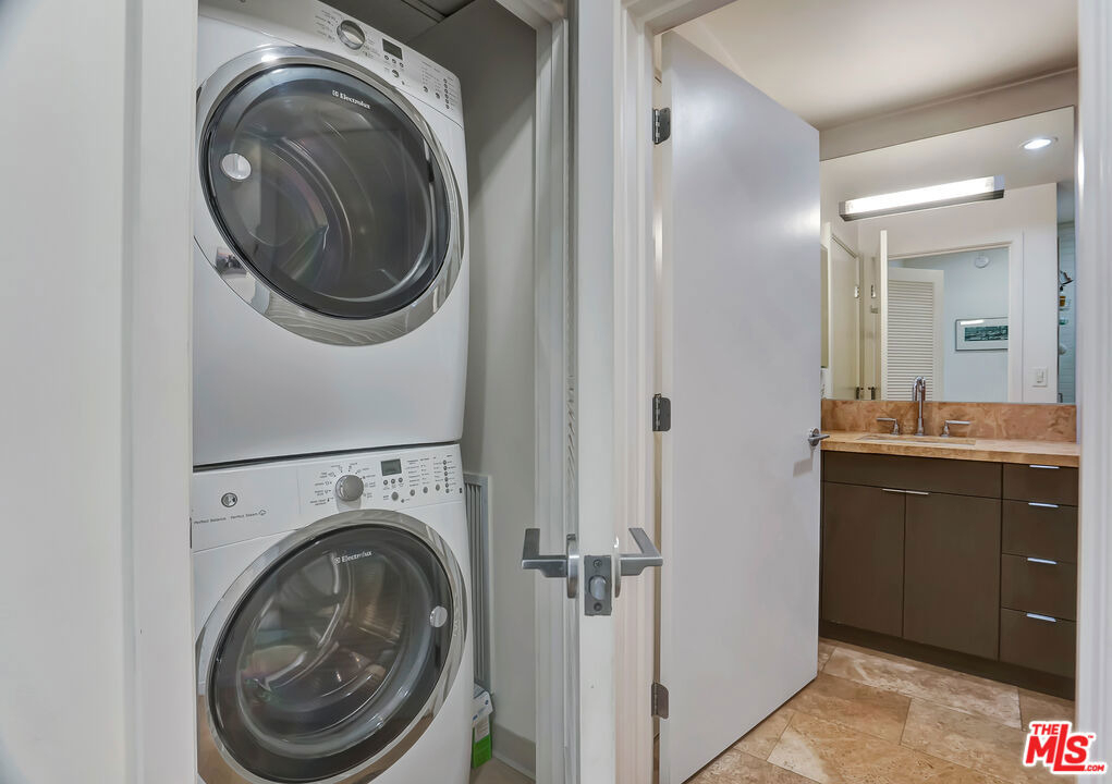 1705 Ocean Ave - Photo 13