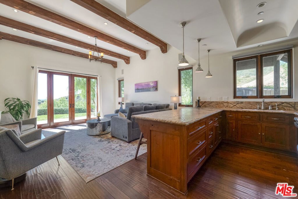 33383 Mulholland Highway - Photo 1