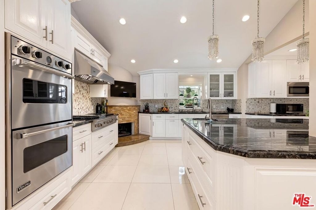 200 S Linden Drive - Photo 6