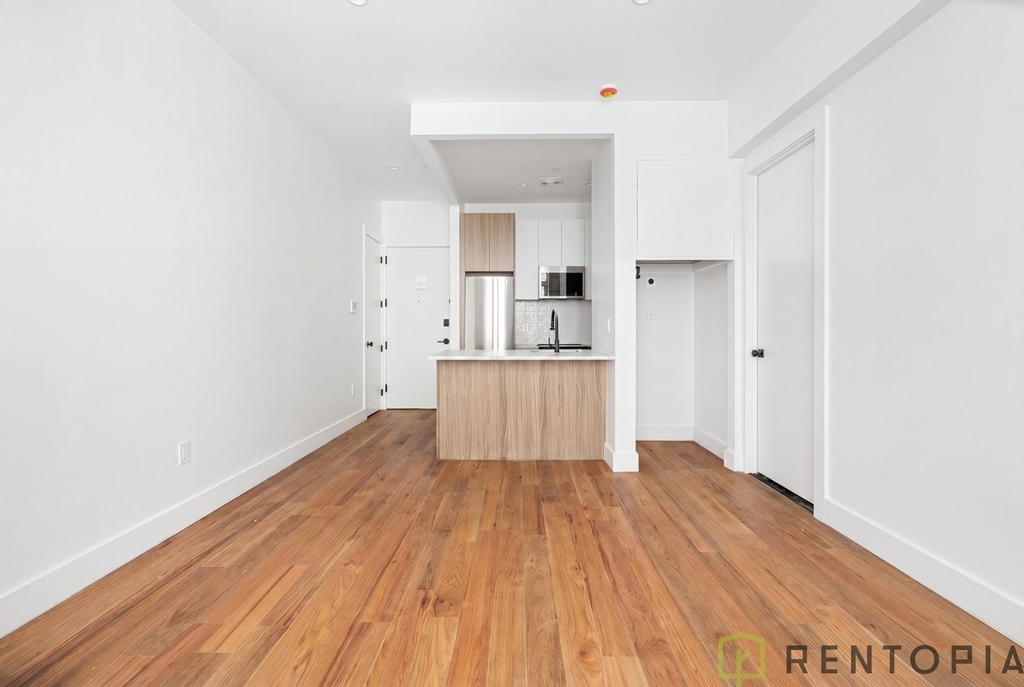 433 Sackett Street - Photo 4