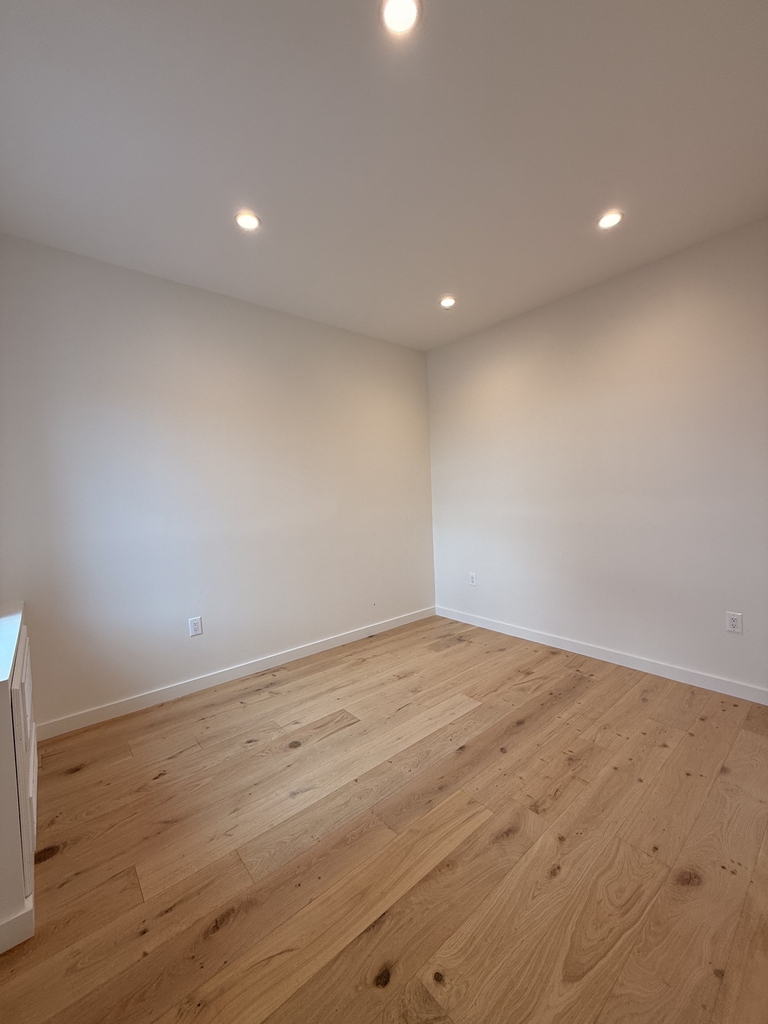1861 Amsterdam Avenue - Photo 11