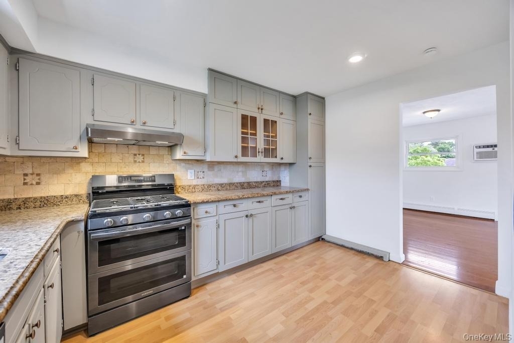 405 Massapequa Avenue - Photo 5