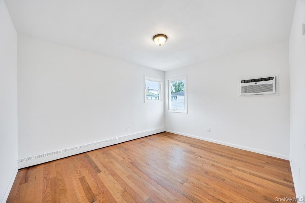 405 Massapequa Avenue - Photo 15