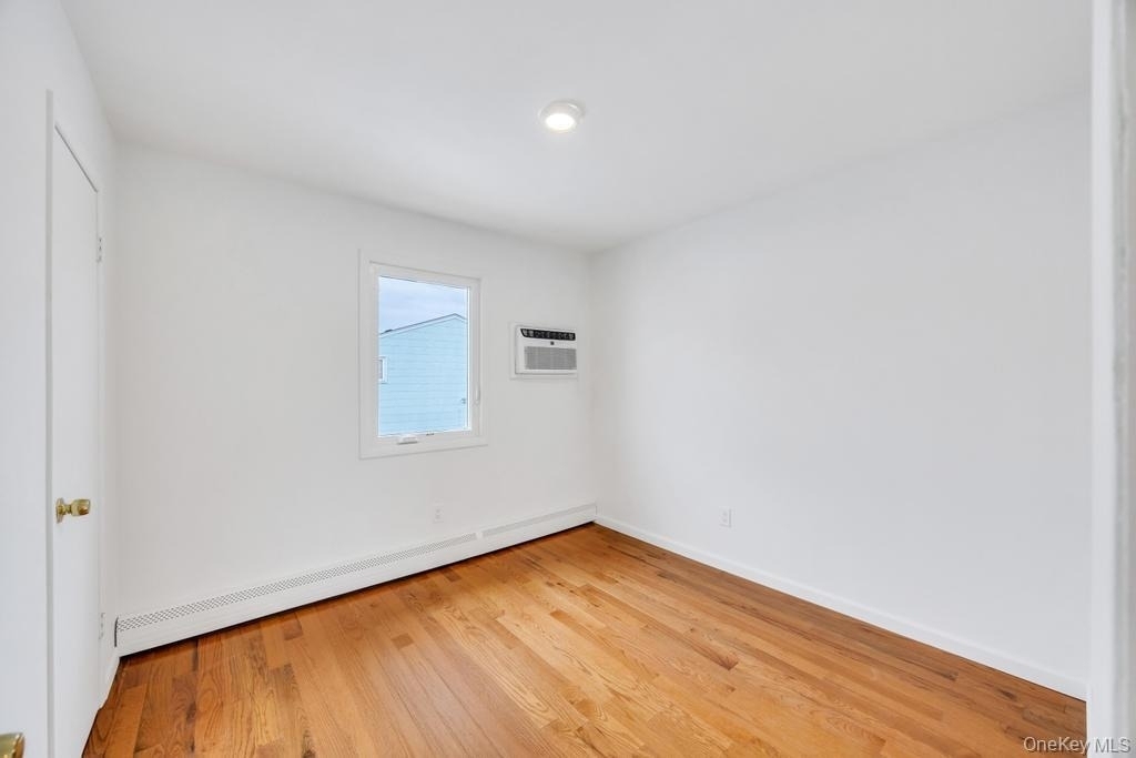 405 Massapequa Avenue - Photo 14