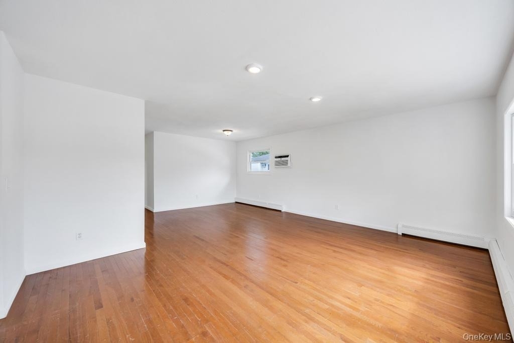 405 Massapequa Avenue - Photo 13