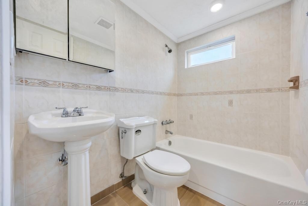 405 Massapequa Avenue - Photo 10