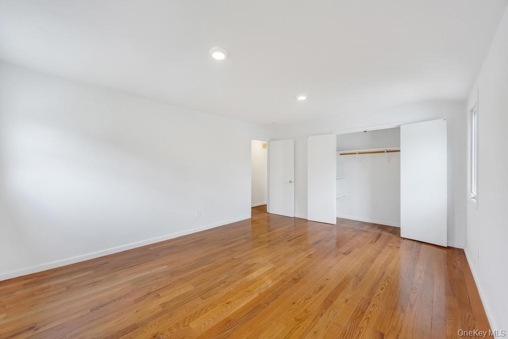 405 Massapequa Avenue - Photo 11