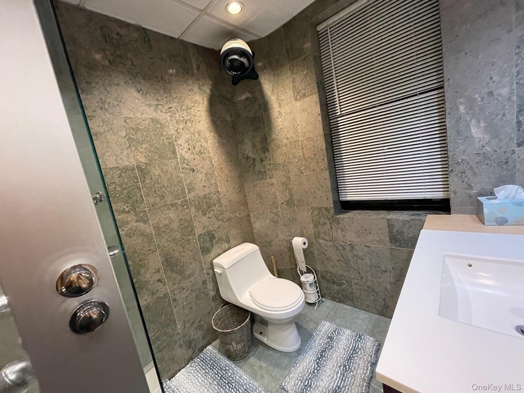 90 Main Street - Photo 10
