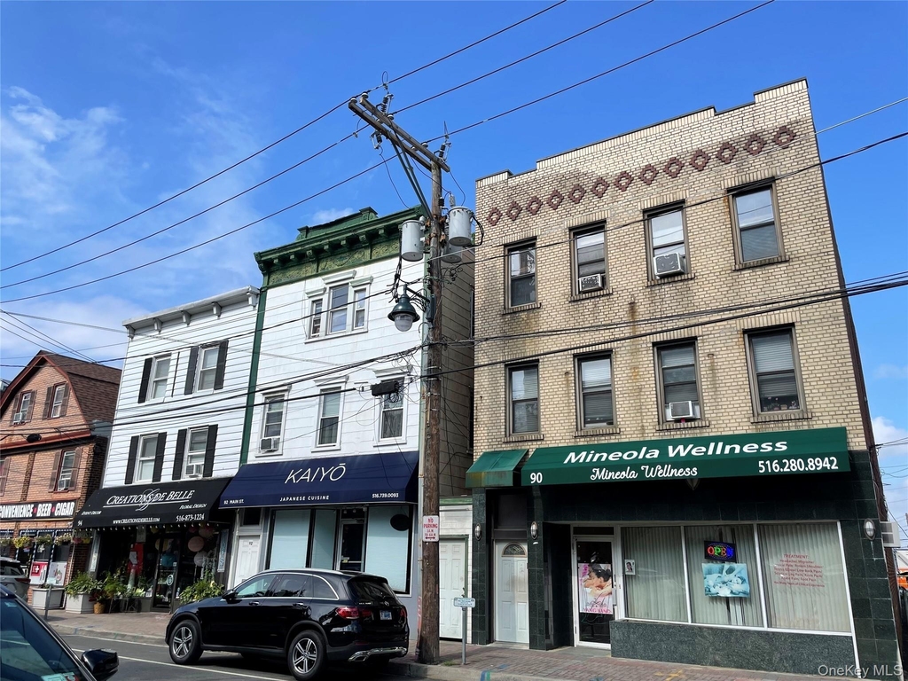 90 Main Street - Photo 0