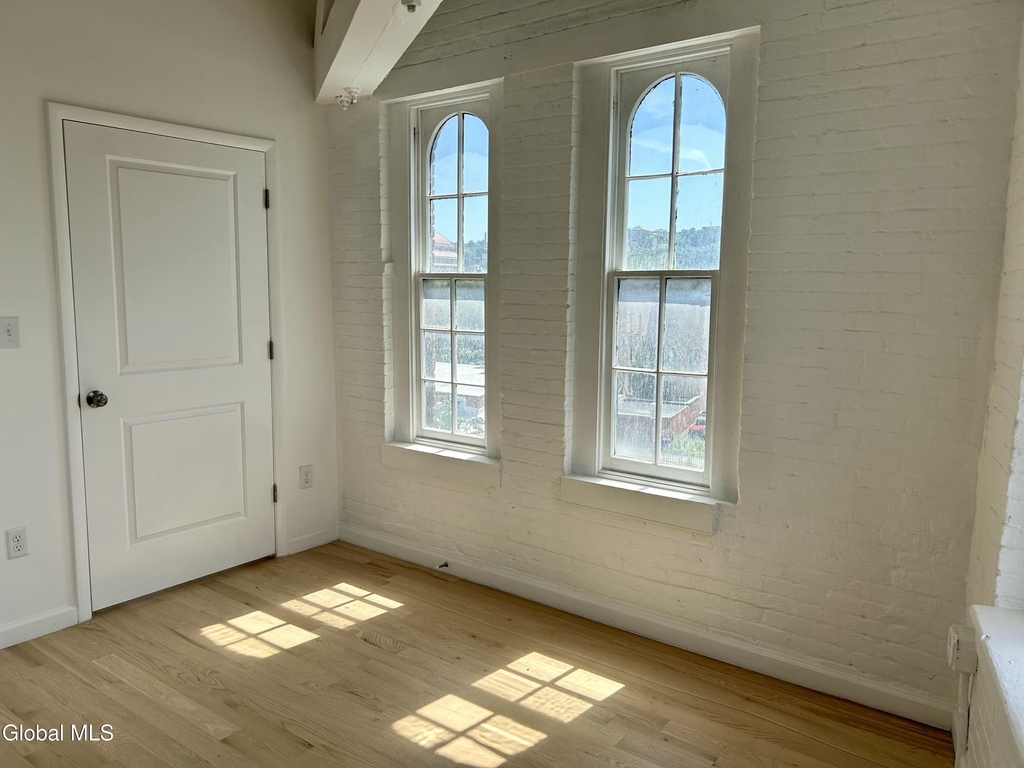 155 River Street - Photo 13