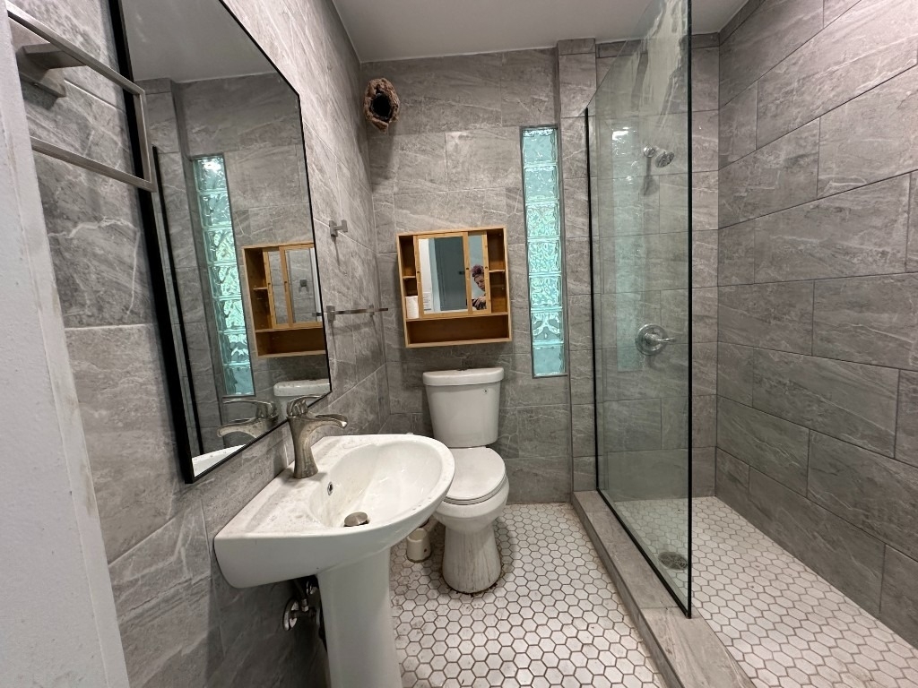 138 Dwight Street - Photo 4