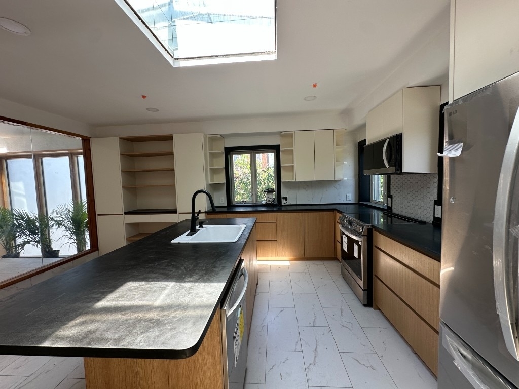 132 Dwight Street - Photo 1