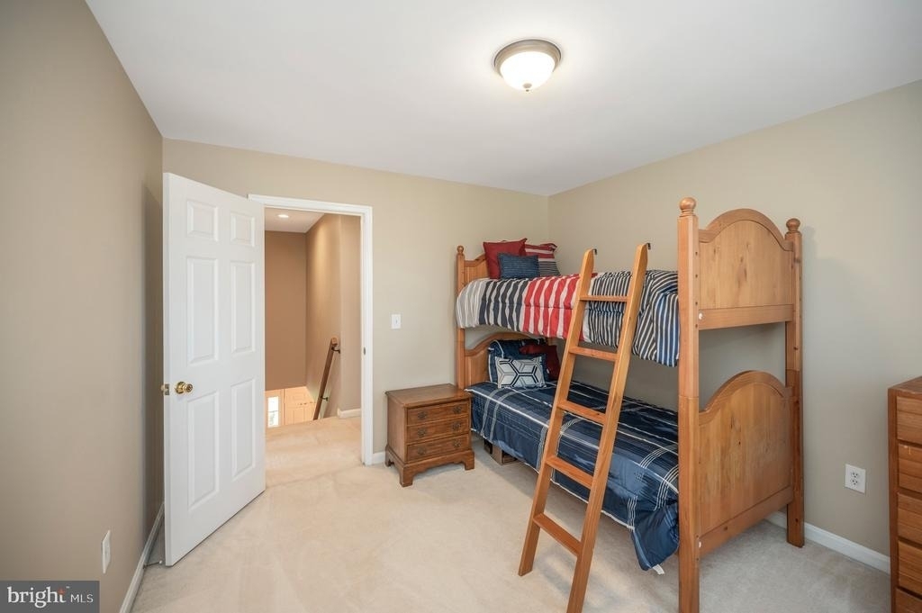 7 Snow Meadow Lane - Photo 34