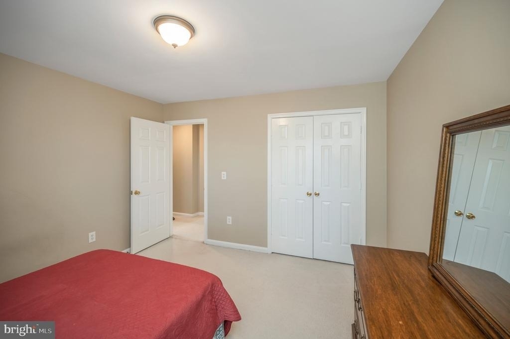 7 Snow Meadow Lane - Photo 38