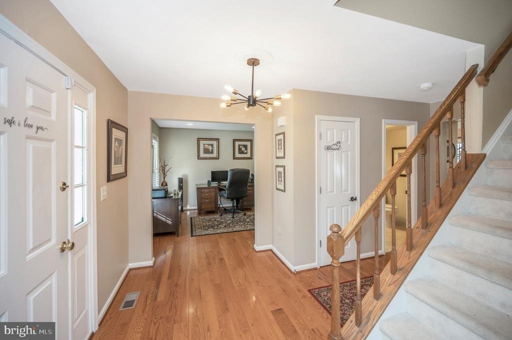 7 Snow Meadow Lane - Photo 9