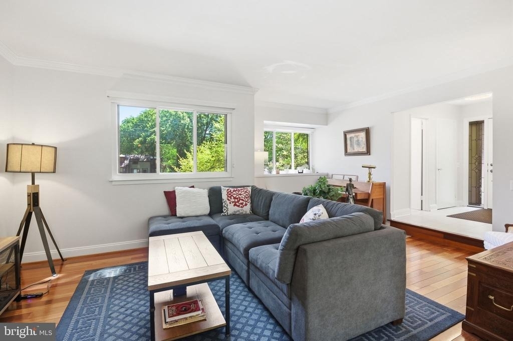 1509 Farsta Court - Photo 13