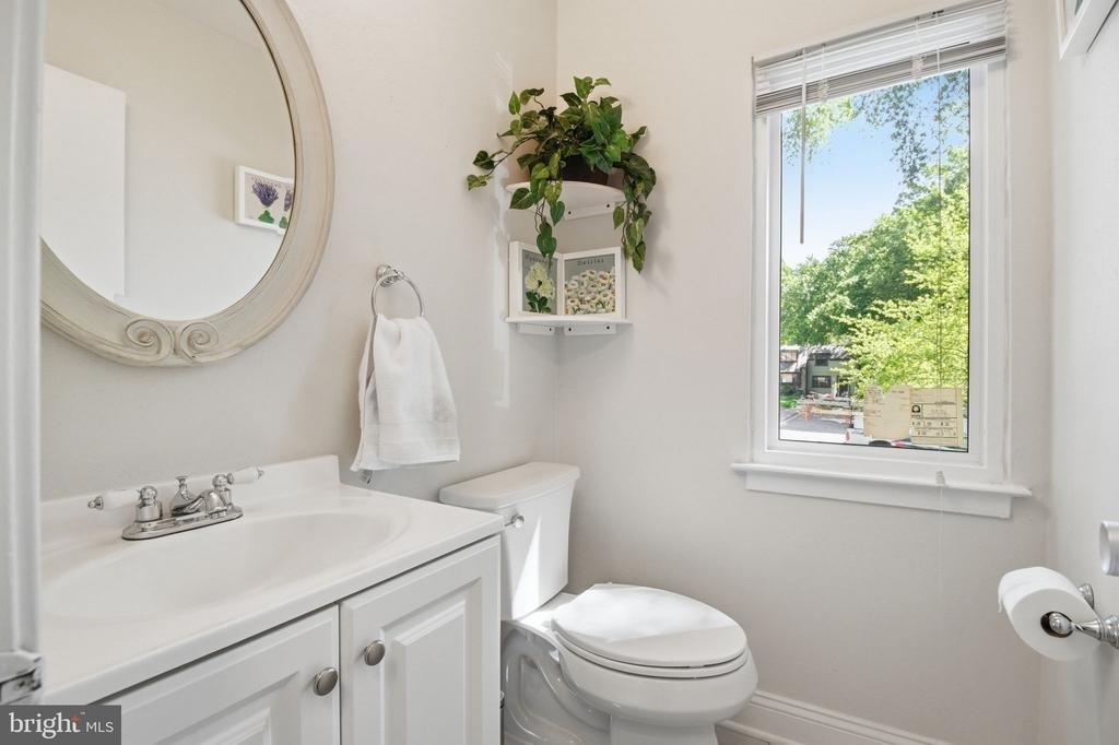 1509 Farsta Court - Photo 20