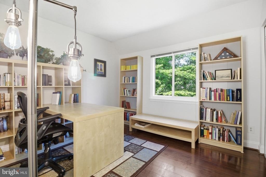 1509 Farsta Court - Photo 15