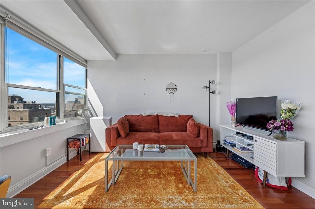 1810 Rittenhouse Square - Photo 16