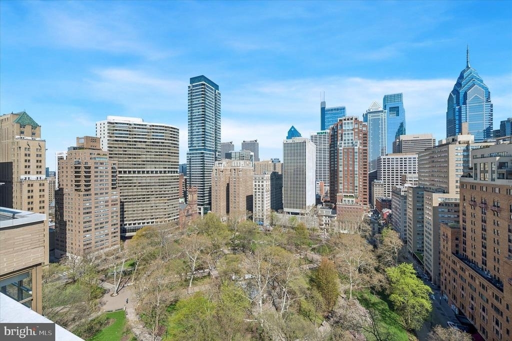 1810 Rittenhouse Square - Photo 23