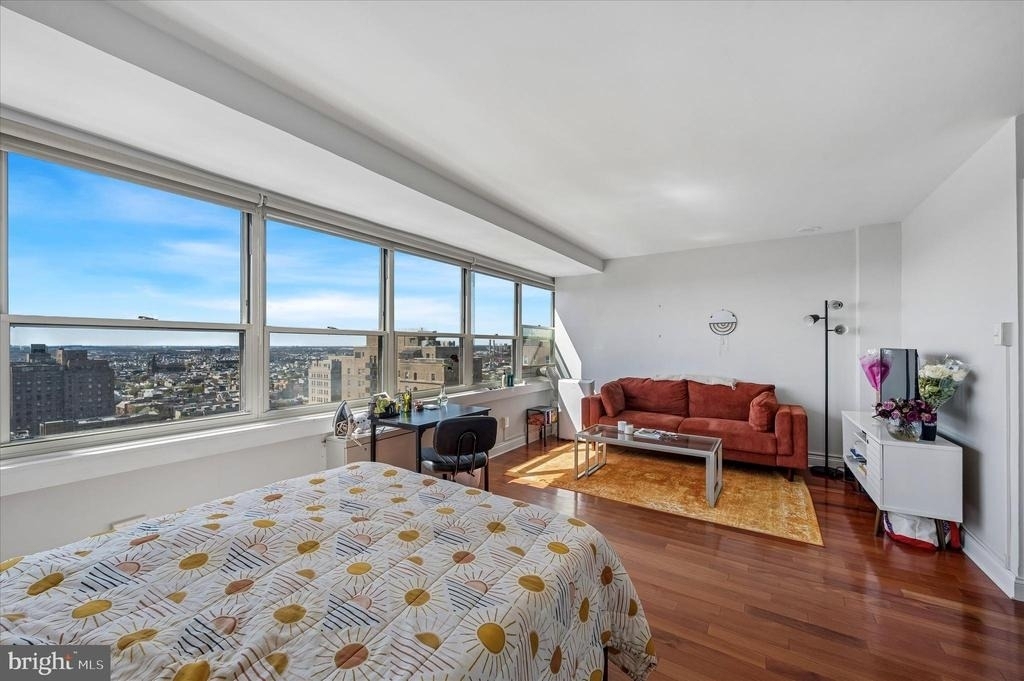 1810 Rittenhouse Square - Photo 19