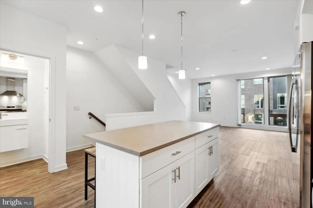 3127 Beachview Lane - Photo 4