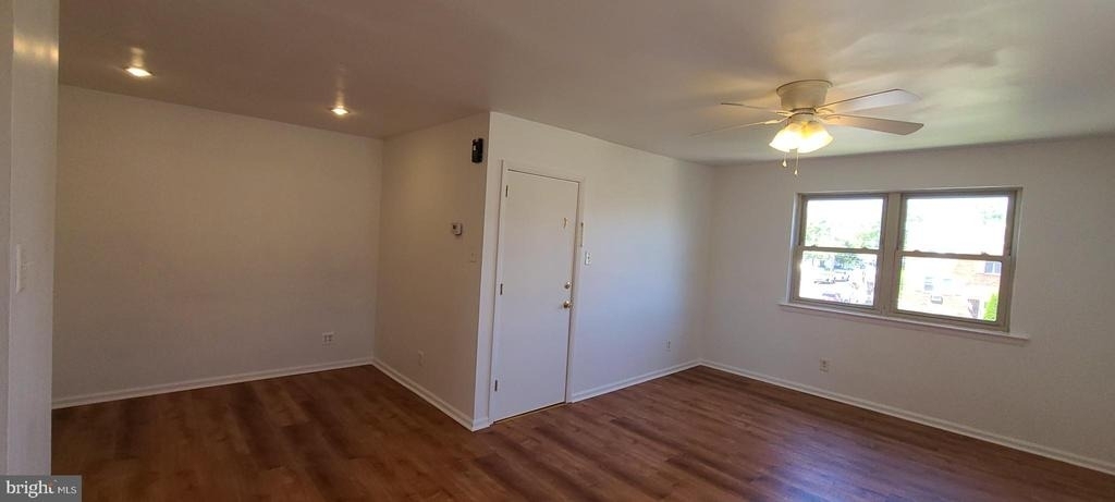 9403 Lansford Street - Photo 6