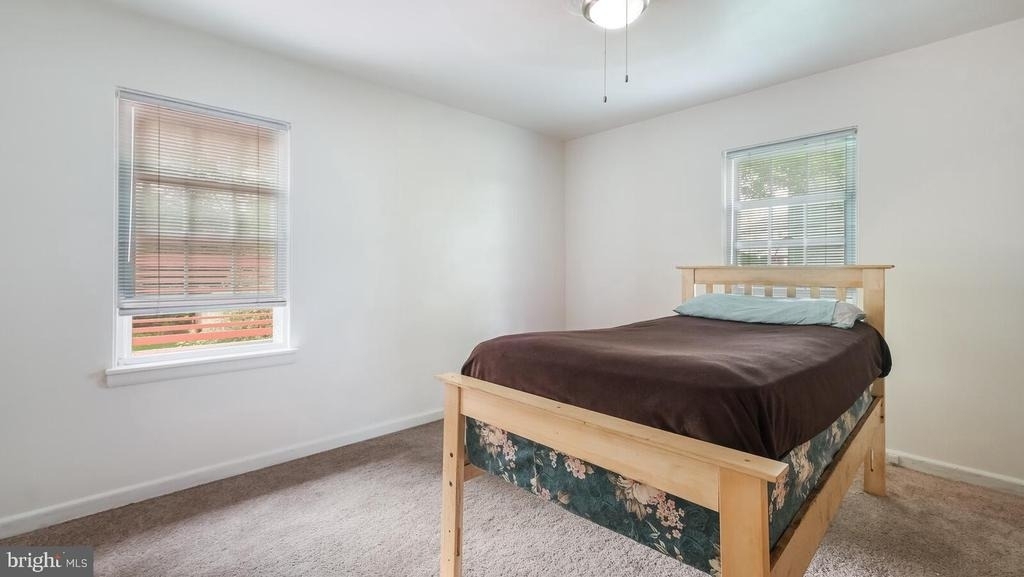 646 Green Briar Road - Photo 17