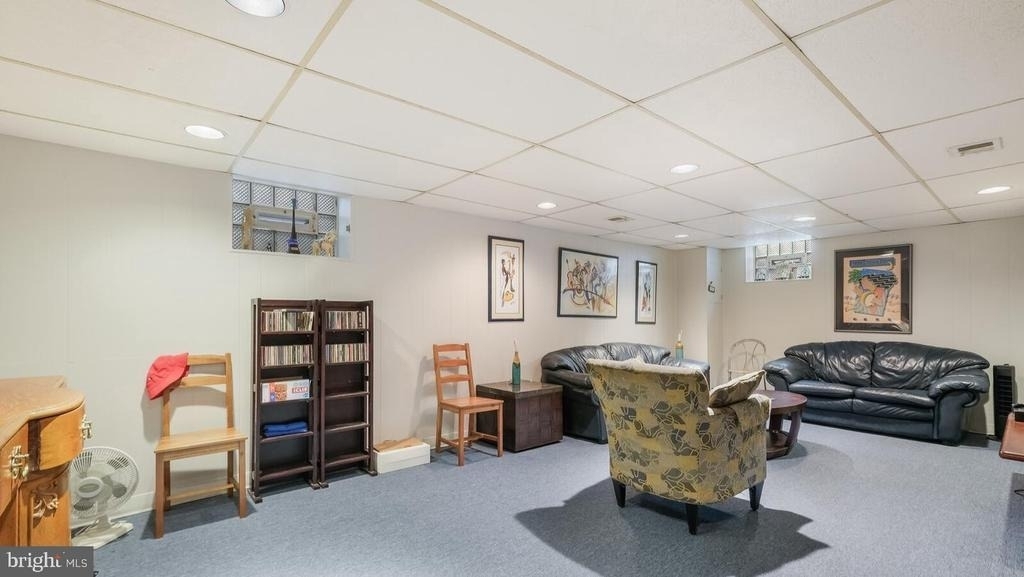 646 Green Briar Road - Photo 20