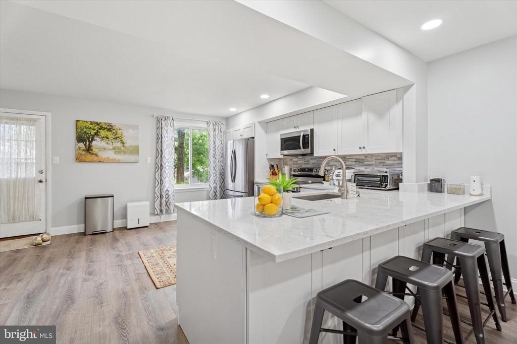 205 Woodside Circle - Photo 6
