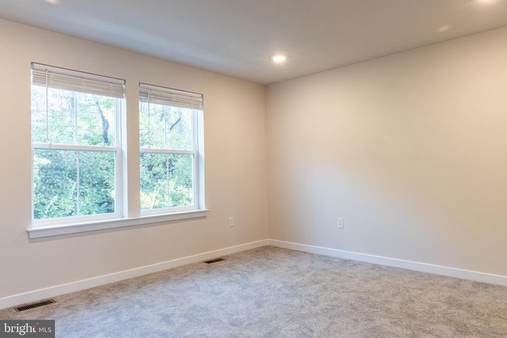 113 Four Leaf Drive - Photo 16