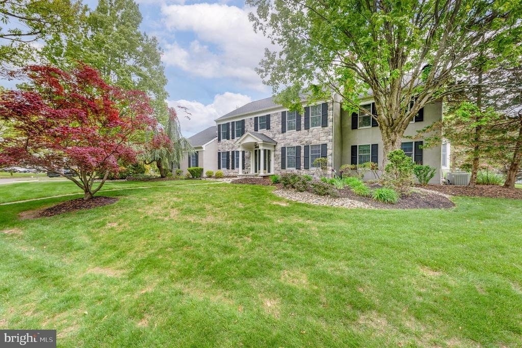 42 Ellsworth Drive - Photo 1
