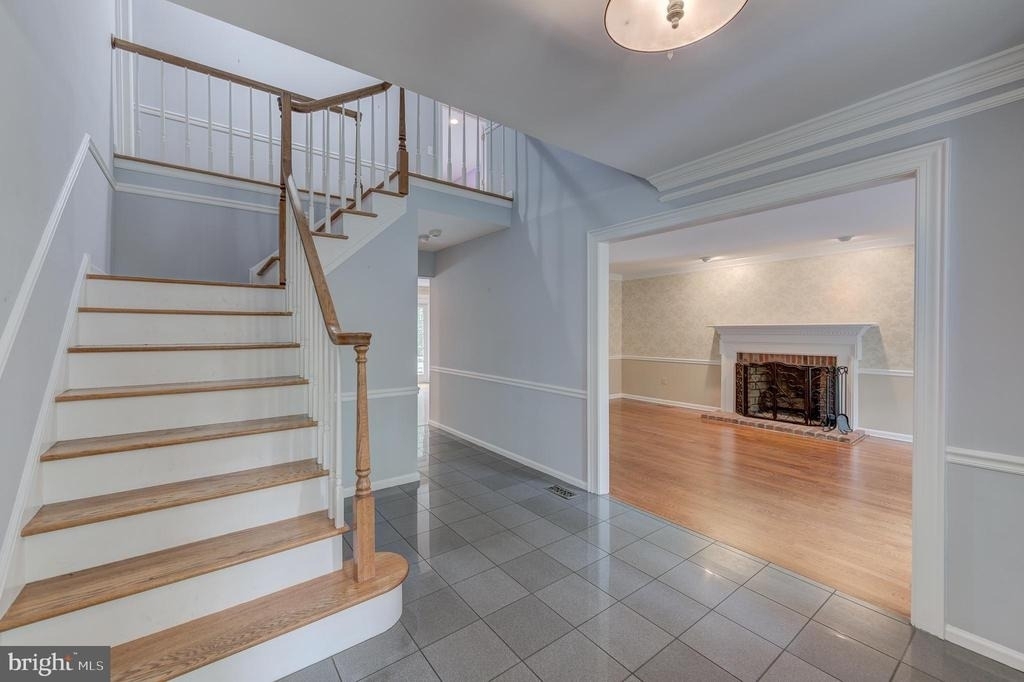 42 Ellsworth Drive - Photo 5