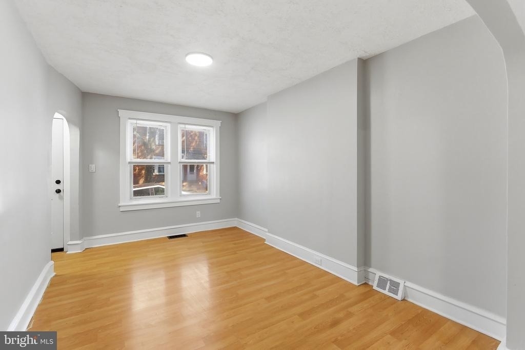 71 Amboy Avenue - Photo 4