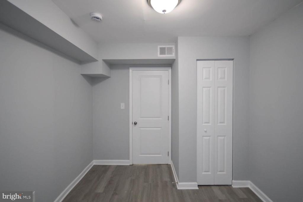 46670 Midway Drive - Photo 12