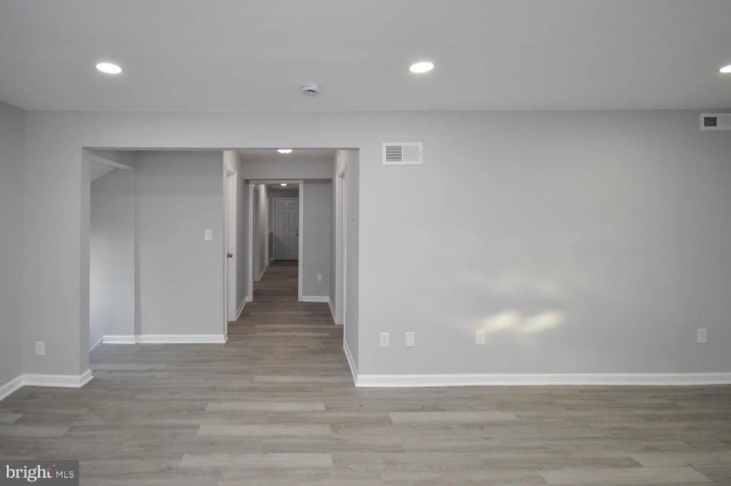 46670 Midway Drive - Photo 6