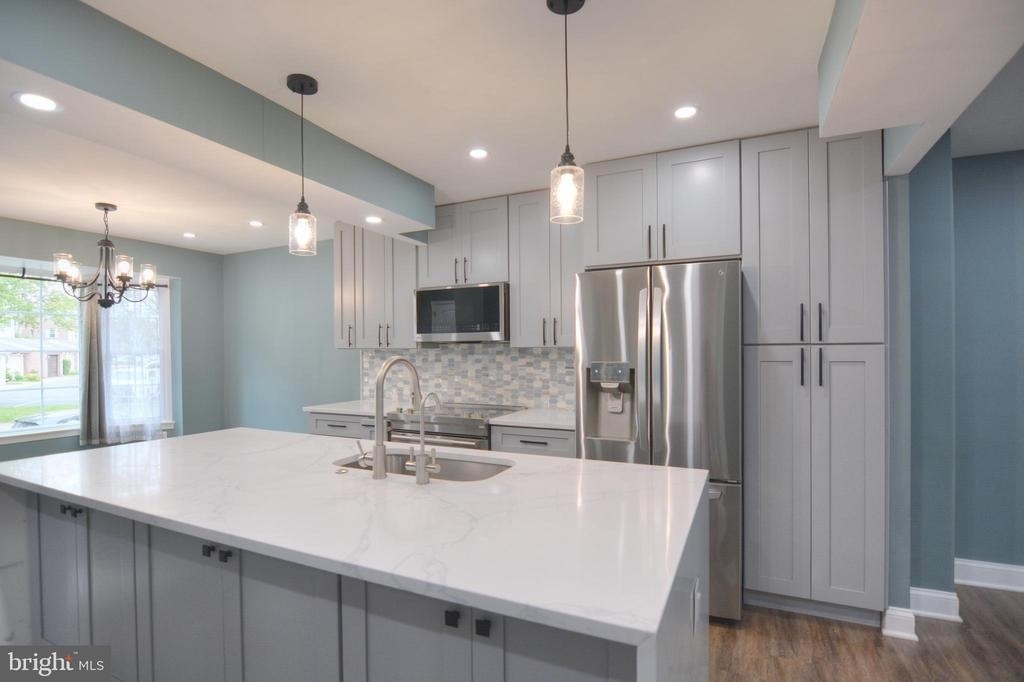 3822 Gawayne Terrace - Photo 17