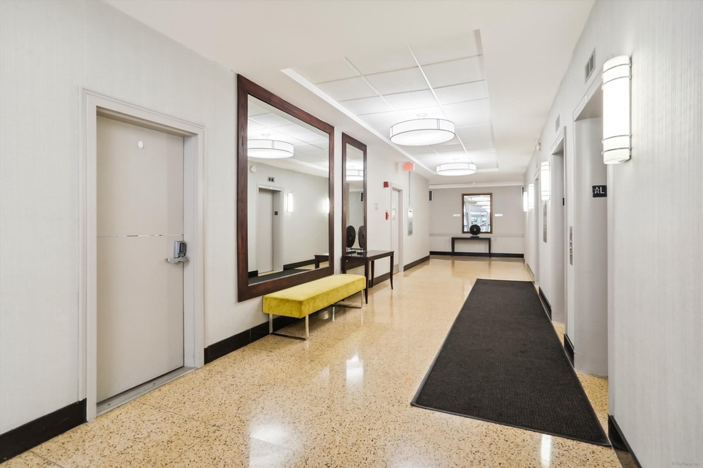 10500 Rockville Pike - Photo 2