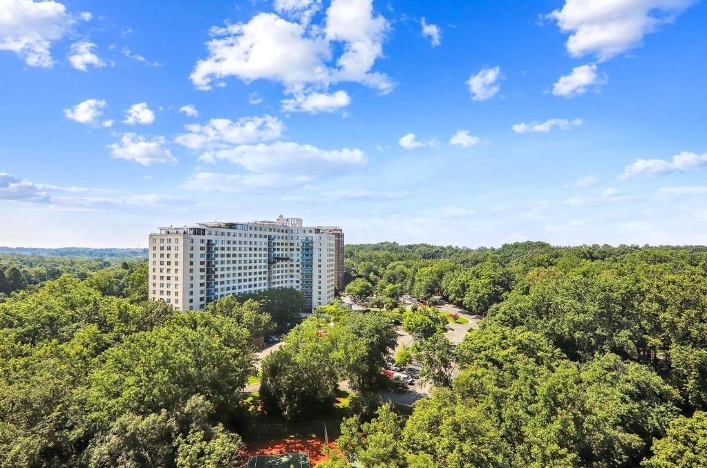 10500 Rockville Pike - Photo 5