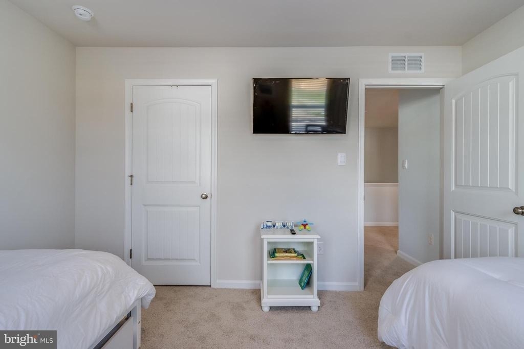 9224 Greenway Trail - Photo 37
