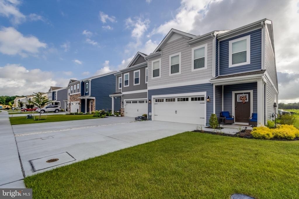 9224 Greenway Trail - Photo 2