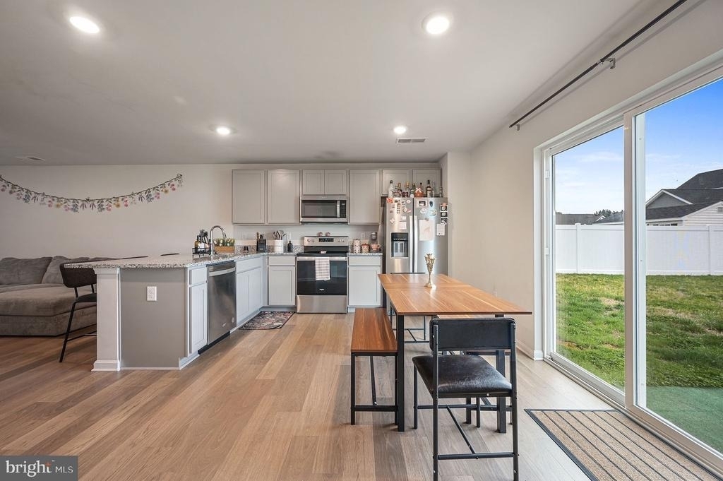 31 New England Drive - Photo 6