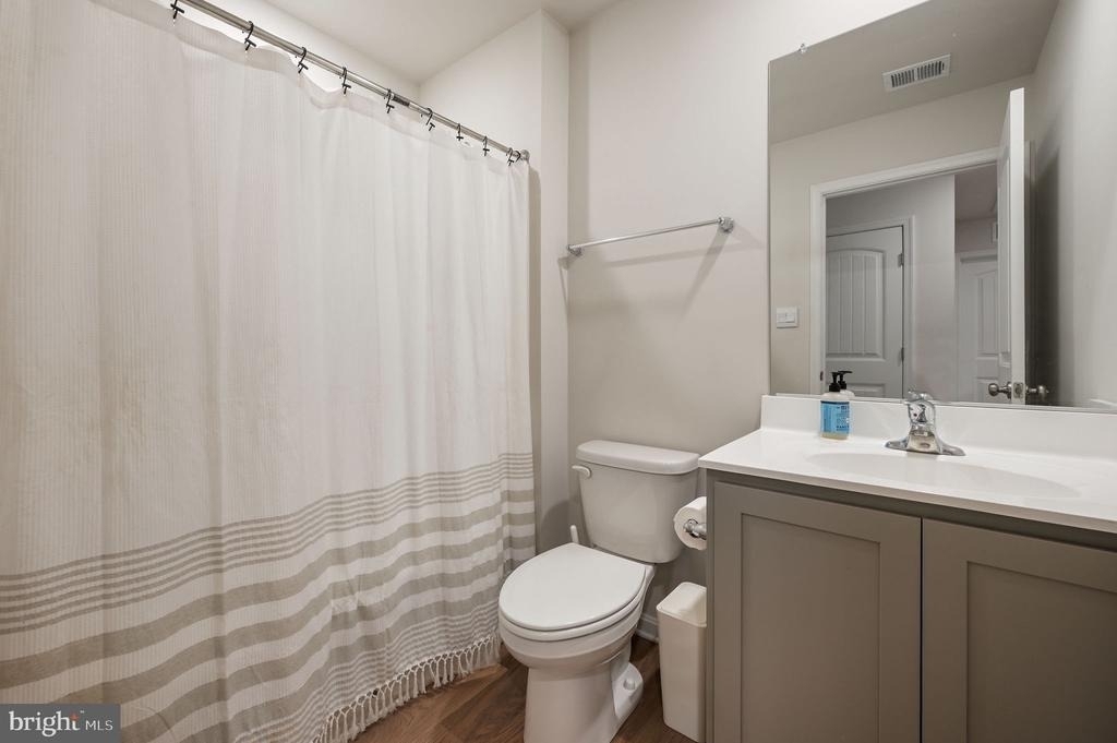 31 New England Drive - Photo 12