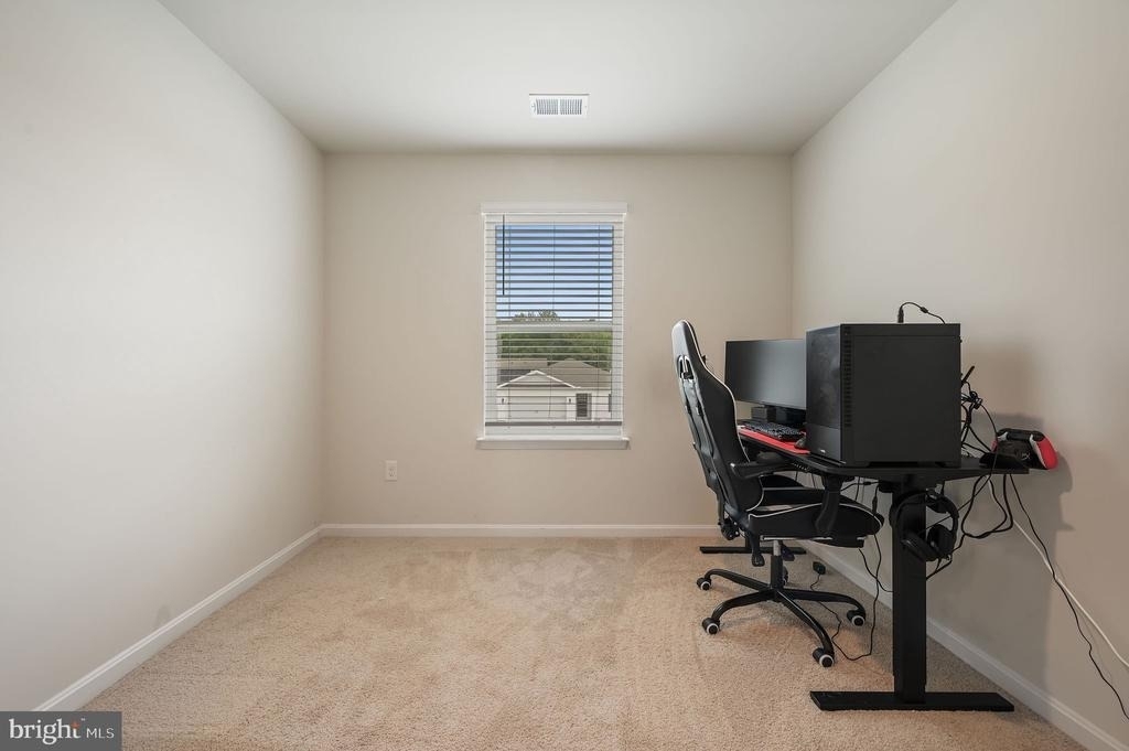 31 New England Drive - Photo 14