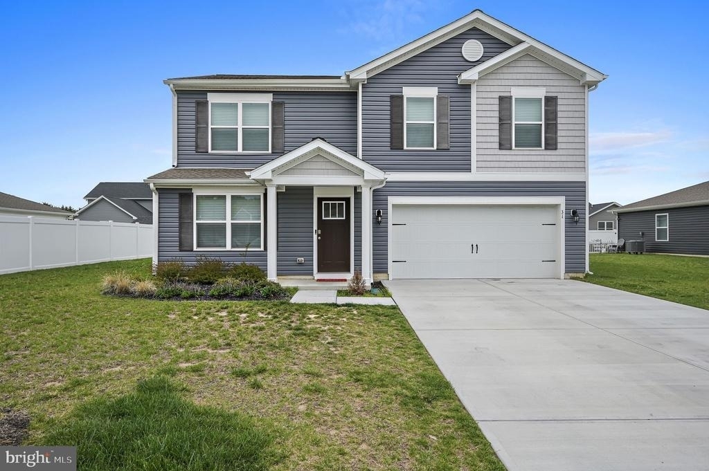 31 New England Drive - Photo 0