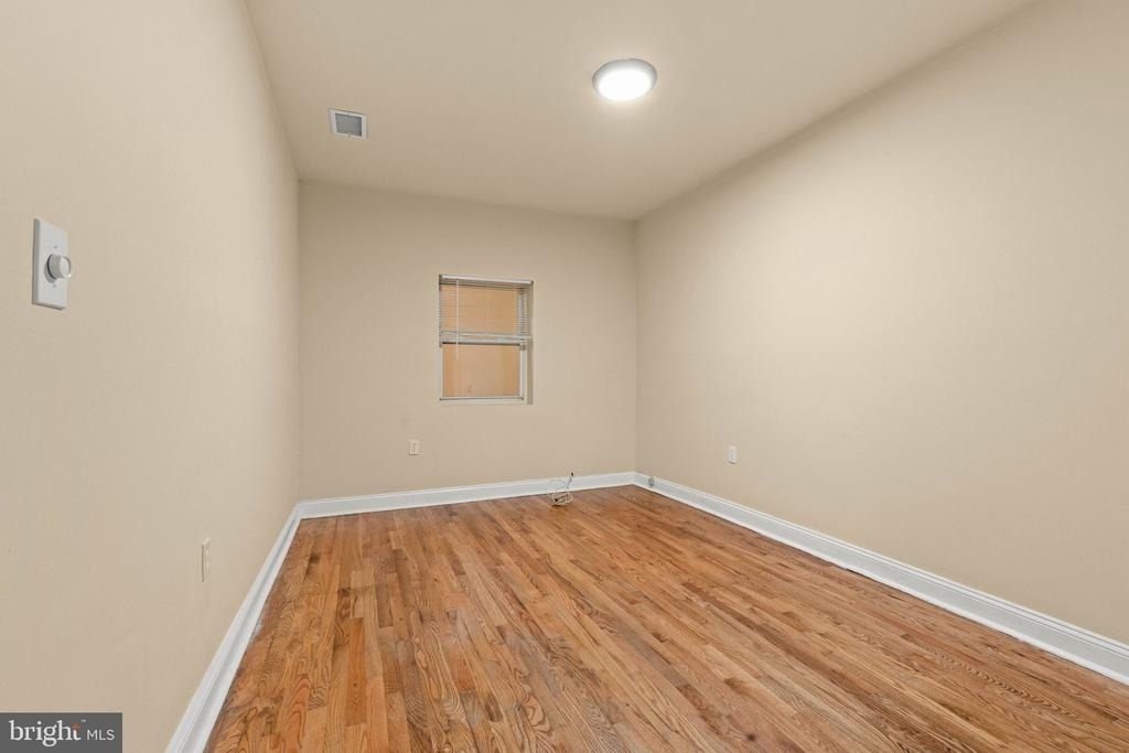 1716 Capitol Avenue Ne - Photo 15
