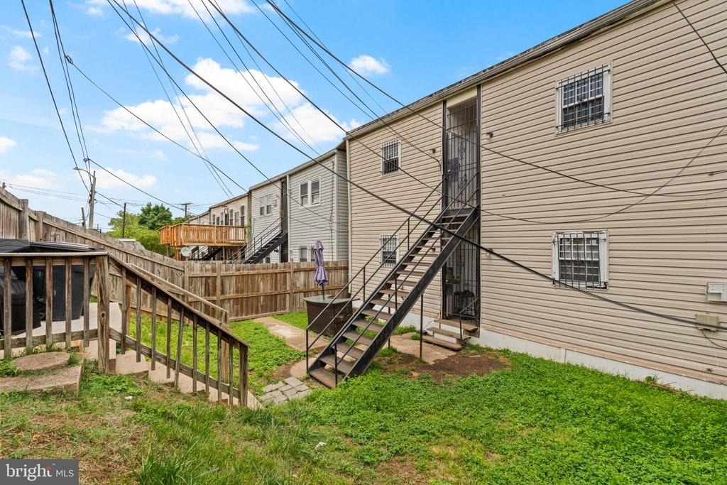 1716 Capitol Avenue Ne - Photo 20
